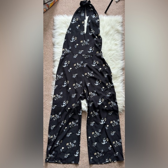 Abercrombie Crossover Twist Front Halter Floral Jumpsuit Black Elastane Back - Picture 3 of 5